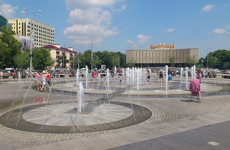 Фонтан Краснодара

	
