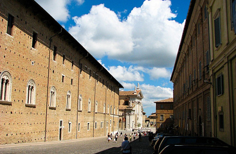 Урбино