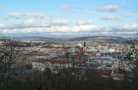 Брно
	

