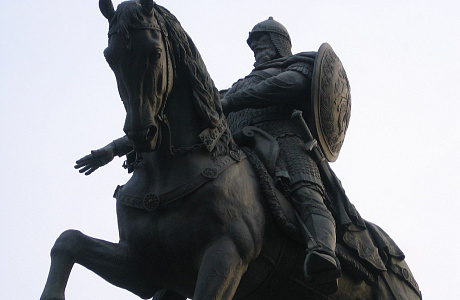 Памятник Юрию Долгорукому в Москве