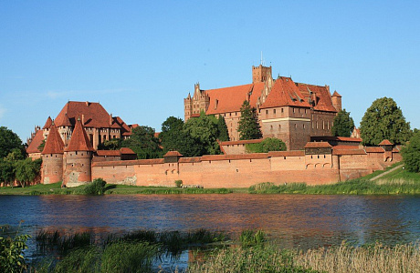 Замок Мариенбург