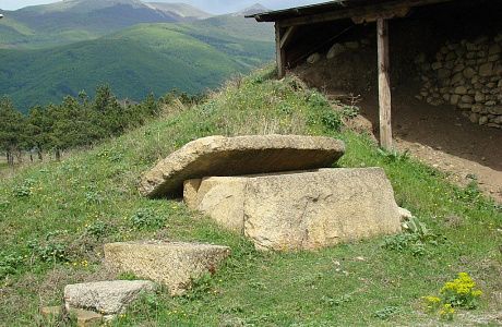 Фракийская гробница в Казанлыке