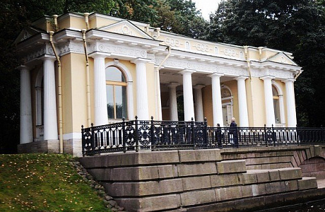 Летний сад

	
