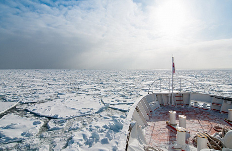Охотское море