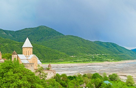 Крепость Ананури