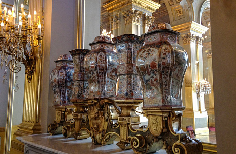 Лакенский дворец