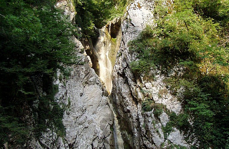 Агурские водопады