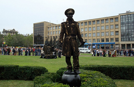 Николаев
