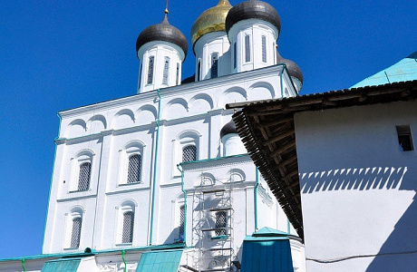 Псковский кремль

	

