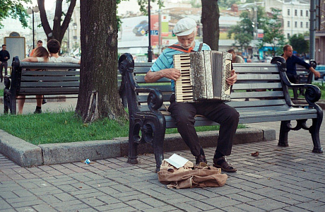 Крещатик

	
