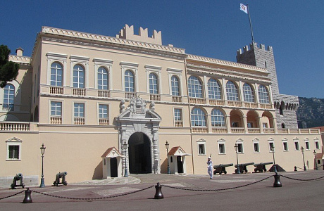 Княжеский дворец в Монако