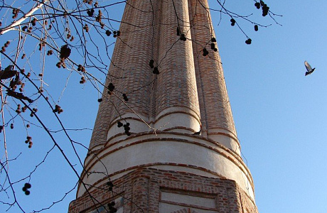Минарет Йивли