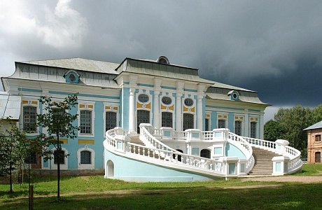 Усадьба Хмелита