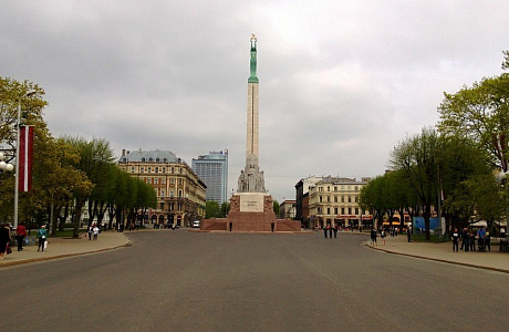 Памятник Свободы в Риге