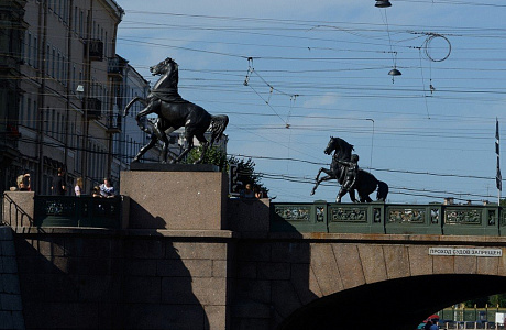 Аничков мост
