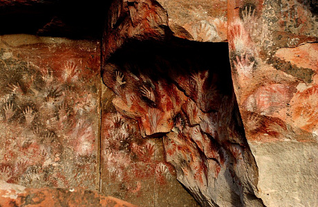 Пещера Рук