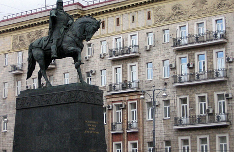 Памятник Юрию Долгорукому в Москве
