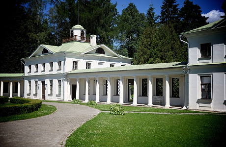 Усадьба Середниково