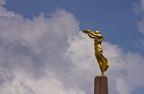 Золотая фрау