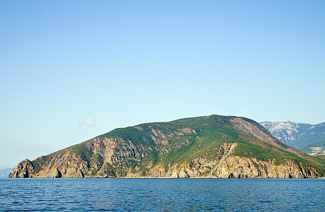 Медведь гора (Аю-Даг)