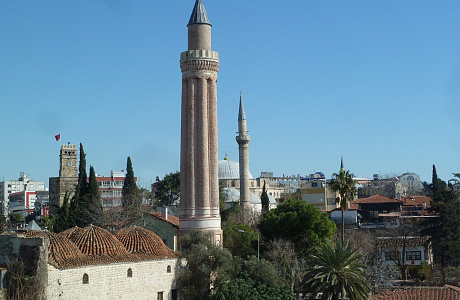 Минарет Йивли