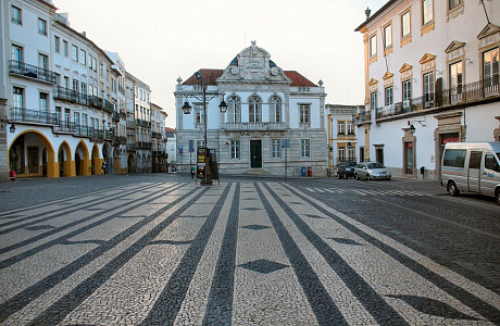 Эвора