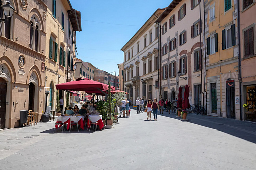 Улица Borgo Stretto