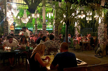 Кафе MyWarung Pasar Petitenget