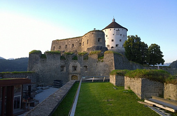 Замок Куфштайн