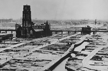 Разрушенный Роттердам в 1940 году