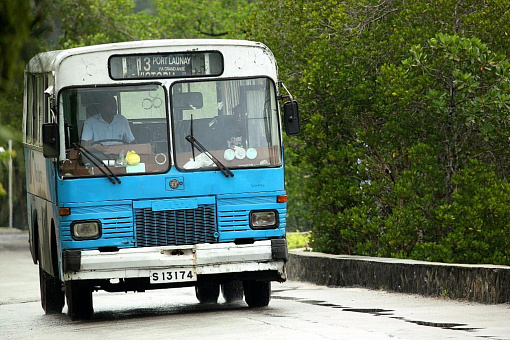 Сейшельский автобус