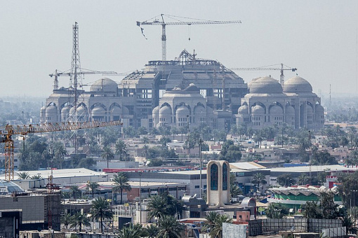 Строительство мечетль Аль-Рахман в Багдадеи