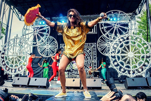 M.I.A. на музыкальном фестивале «Камертон»
