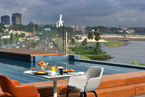 Вид с крыши отеля Pullman Abidjan 5*