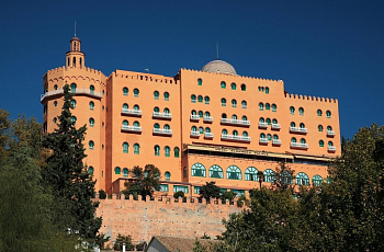 Отель "Alhambra Palace", Гранада
