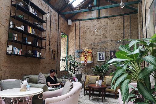 Lazy Cats Cafe