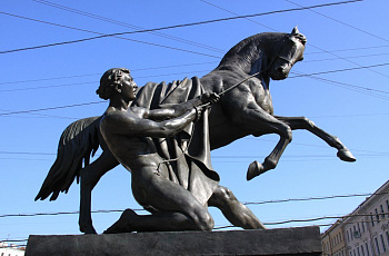 Аничков мост