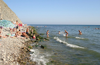 Пляжи возле горы Ежик