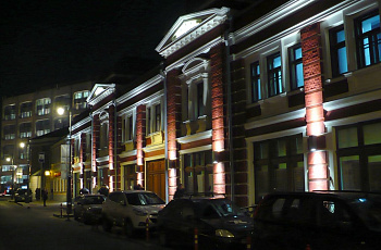 Фасад театра с Калашного переулка