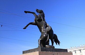 Аничков мост