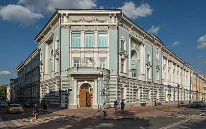 Главный вход в музей