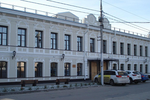 Площадь Ленина, 36