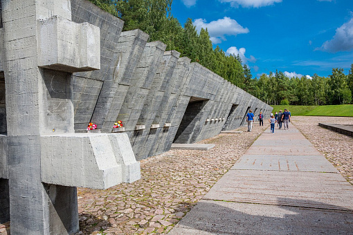 Стена Памяти жертв концлагерей