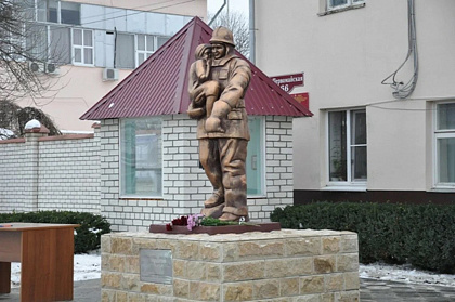 Памятник пожарным