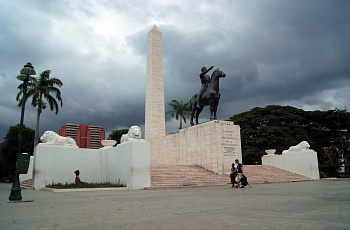 Paseo Los Próceres