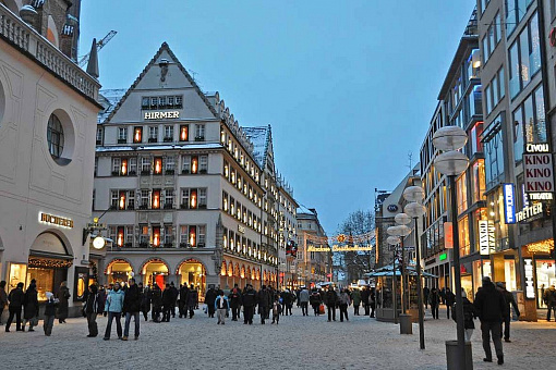 Торговая улица Kaufingerstrasse в Мюнхене