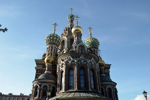 Купола храма Спаса-на-Крови