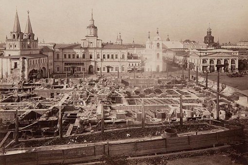 Строительство Исторического музея (вид от Кремля). 1875-1876 гг.