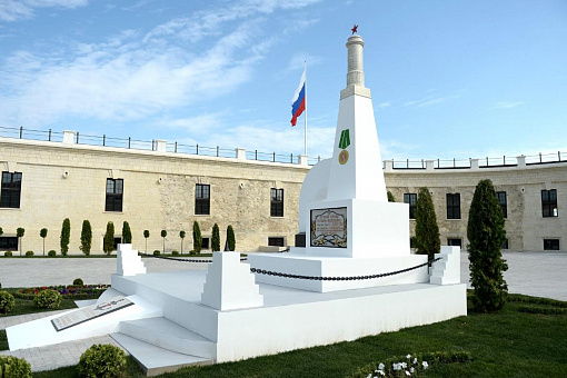 Памятник защитникам Константиновской батареи