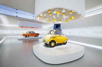Автомобили середины XX века в музее BMW